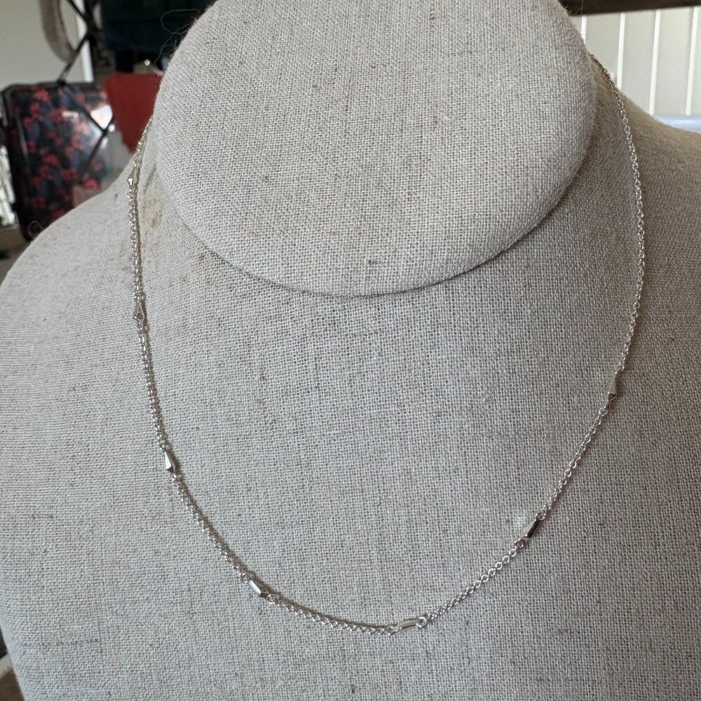 Kite Stud Choker Necklace